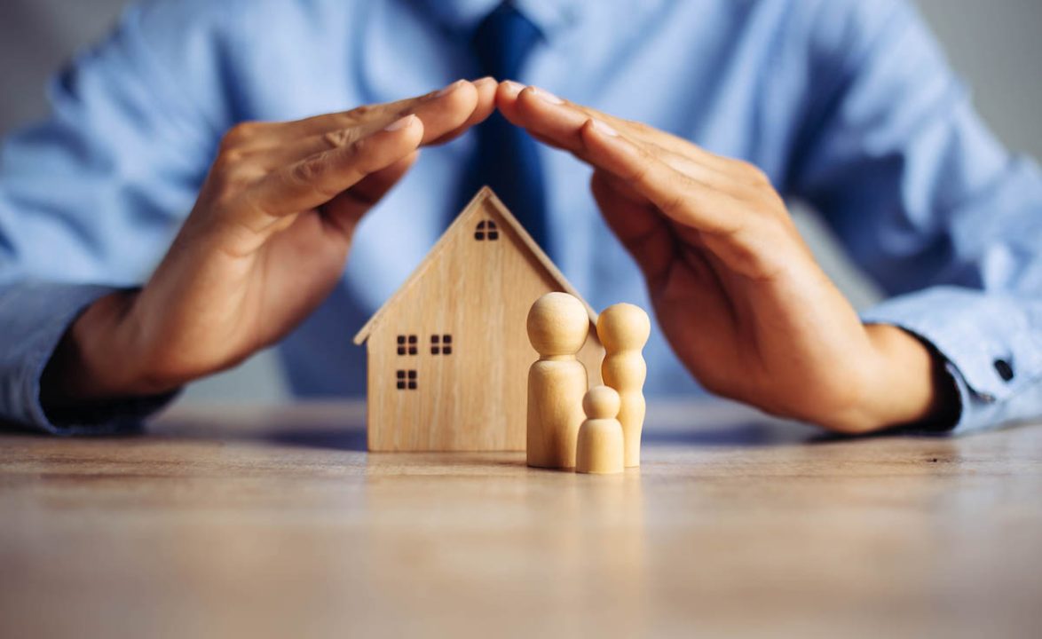 découvrez notre guide complet sur l'assurance habitation : conseils, critères de choix, comparatifs et astuces pour protéger efficacement votre domicile et optimiser vos garanties.