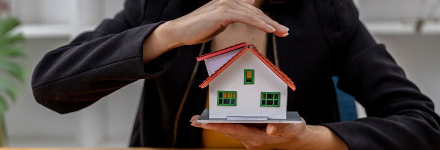 découvrez des astuces efficaces pour réduire le coût de votre assurance habitation. comparez les offres, augmentez vos franchises et profitez de conseils pour économiser tout en protégeant votre foyer.