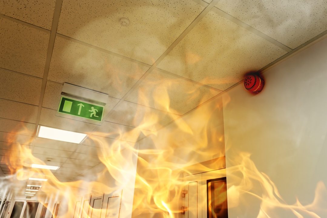 découvrez nos solutions de protection incendie pour votre habitation. assurez la sécurité de votre domicile et de vos proches grâce à des systèmes performants et adaptés. prévenez les risques d'incendie avec nos conseils et équipements de qualité.