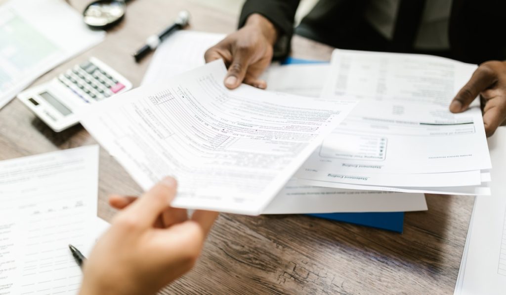 découvrez tout ce qu'il faut savoir sur le crédit et les primes d'assurance : conseils, avantages, fonctionnement et astuces pour bien choisir et économiser sur vos contrats.