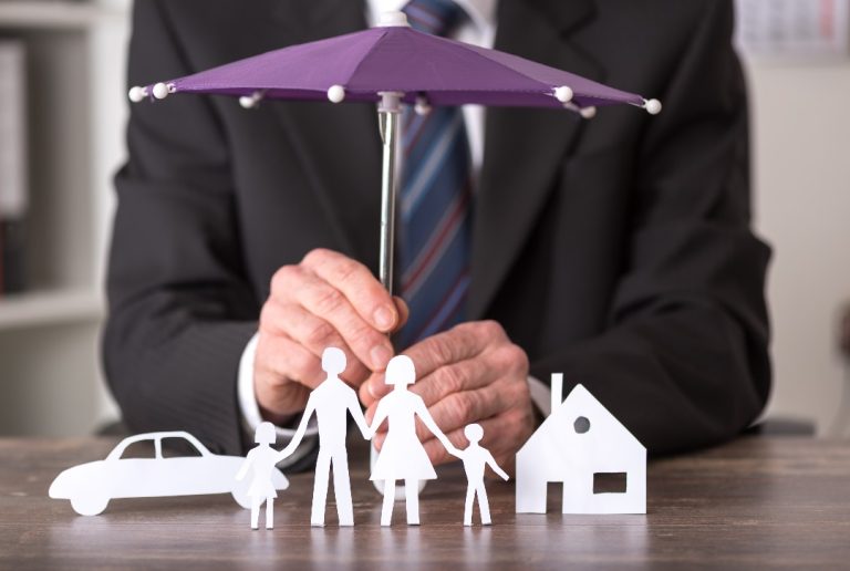 protégez votre logement contre les dommages causés par les intempéries avec une assurance habitation adaptée. comparez les garanties et trouvez la meilleure couverture pour faire face aux tempêtes, inondations et autres aléas climatiques.