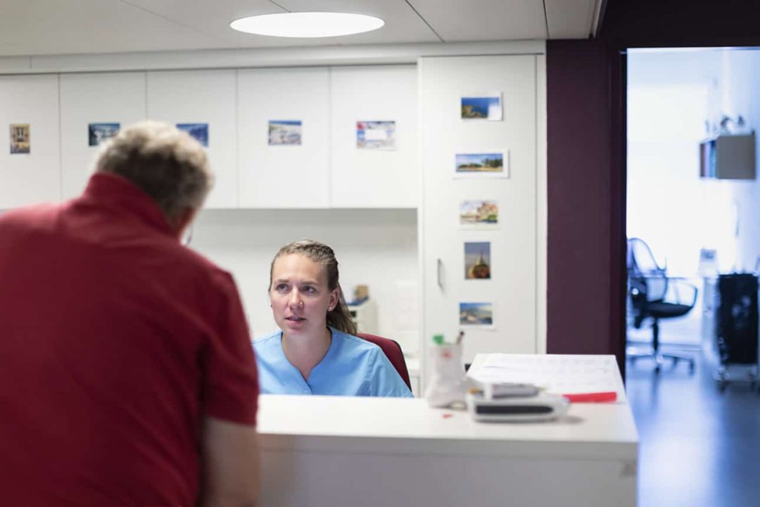 découvrez comment bénéficier de réductions sur vos primes d'assurance en floride et économisez tout en protégeant vos biens efficacement.