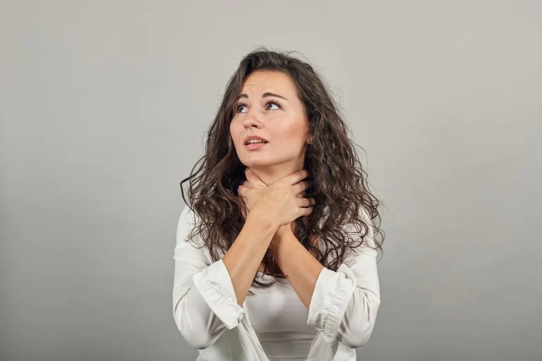 découvrez les raisons des dépenses contraintes dans le budget 2026 et leur impact sur les finances publiques.