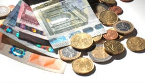 découvrez le salaire net de clara, diététicienne à toulon, qui s'élève à 1 920 € par mois. informations détaillées sur sa rémunération dans le secteur de la diététique.